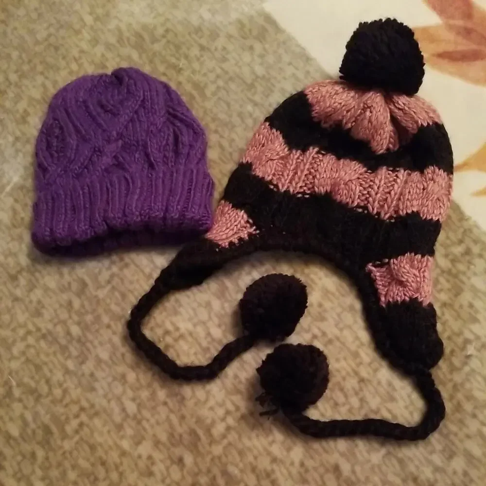 Naf Naf (2) two Women Hats Cable Knit Wool Blend Black Coral Purple One size EUC